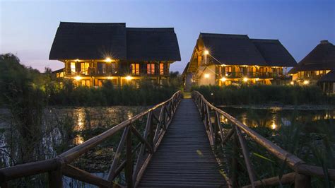 Village Green Resort .